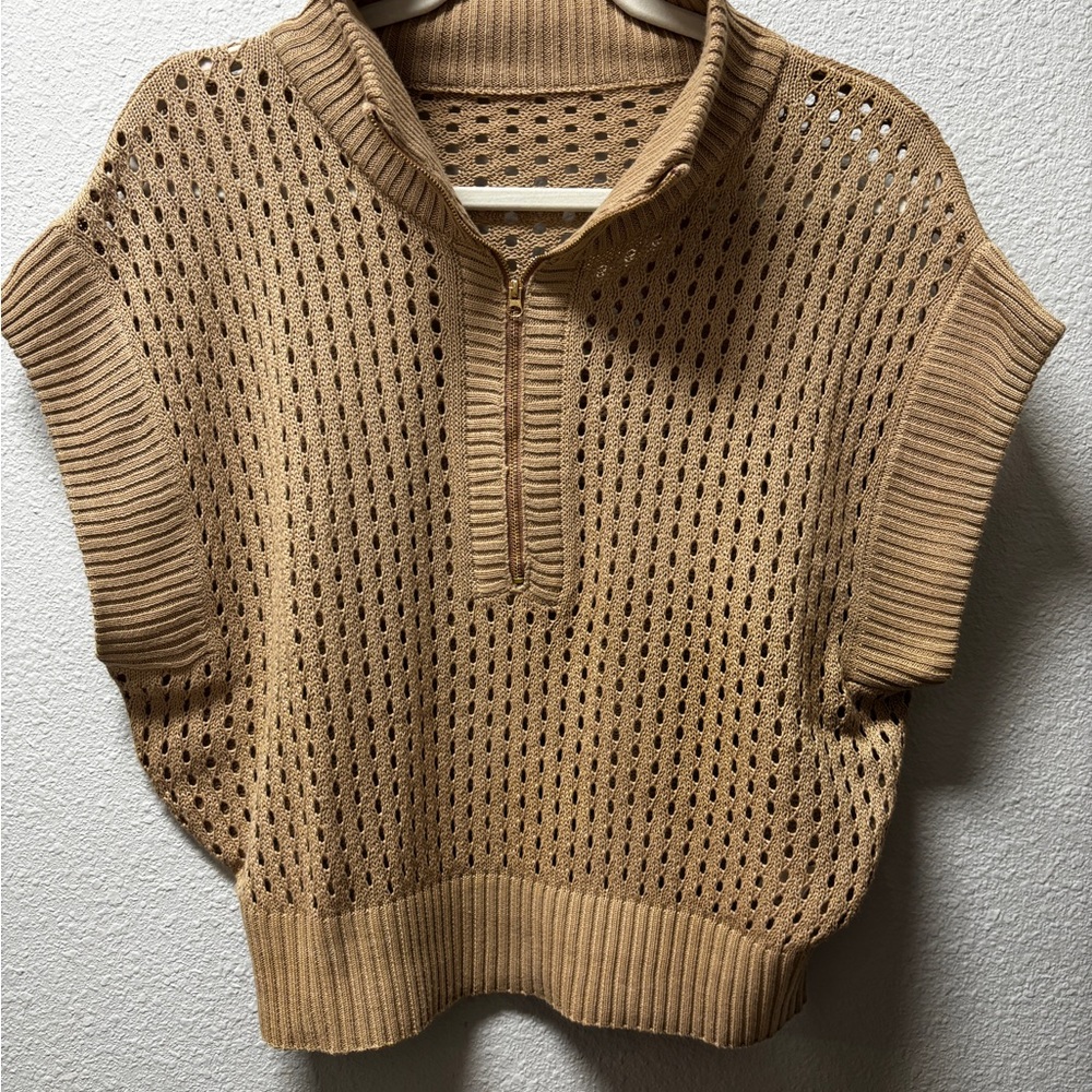Knit Half-Zip Short Sleeve Sweater Vest - Camel
